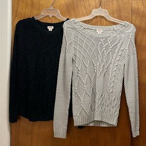 2 Women’s Mossimo sweaters